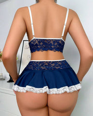 Ensemble Pyjama Sensuel en Soie de Lait et Dentelle