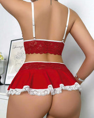 Ensemble Pyjama Sensuel en Soie de Lait et Dentelle